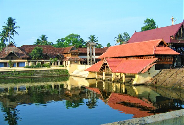pilgrims in alappuzha, ambalapuzha temple
