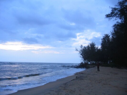Kasaragod beaches, azhithala beach, places to visit in kerala