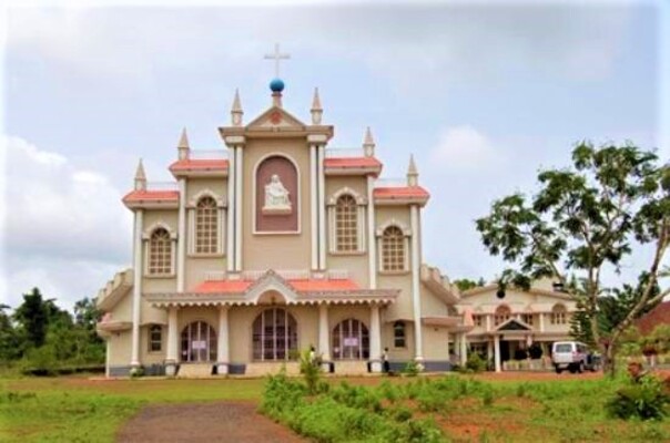 pilgrims in kasaragod