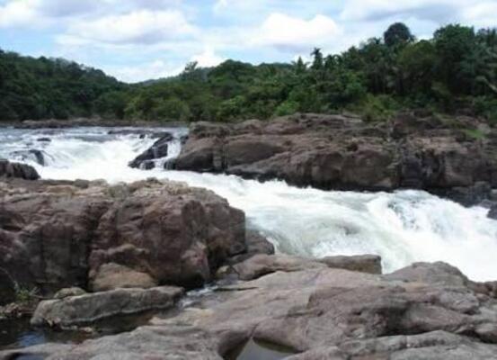 waterfalls in pathanamthitta, places to visit in kerala, orakkampara waterfalls