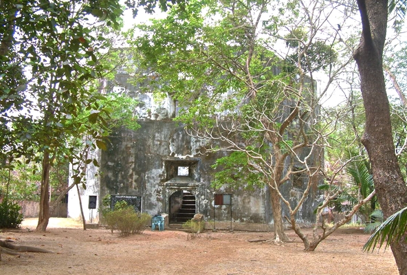 places to visit in ernakulam, pallipuram fort