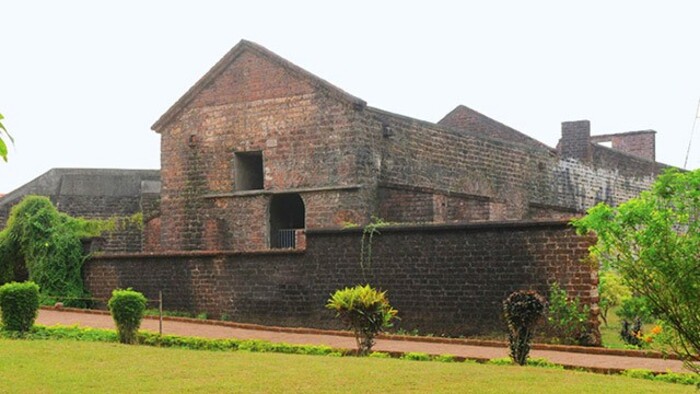 museum in Kannur, st angelo fort, places to visit in kerala