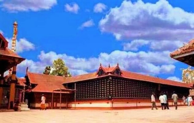 pilgrims in ernakulam, chottanikkara temple